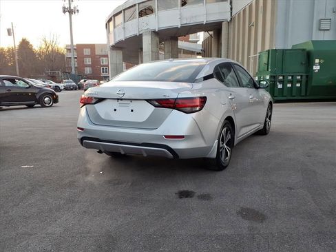 Used 2022 Nissan Sentra SV image 5