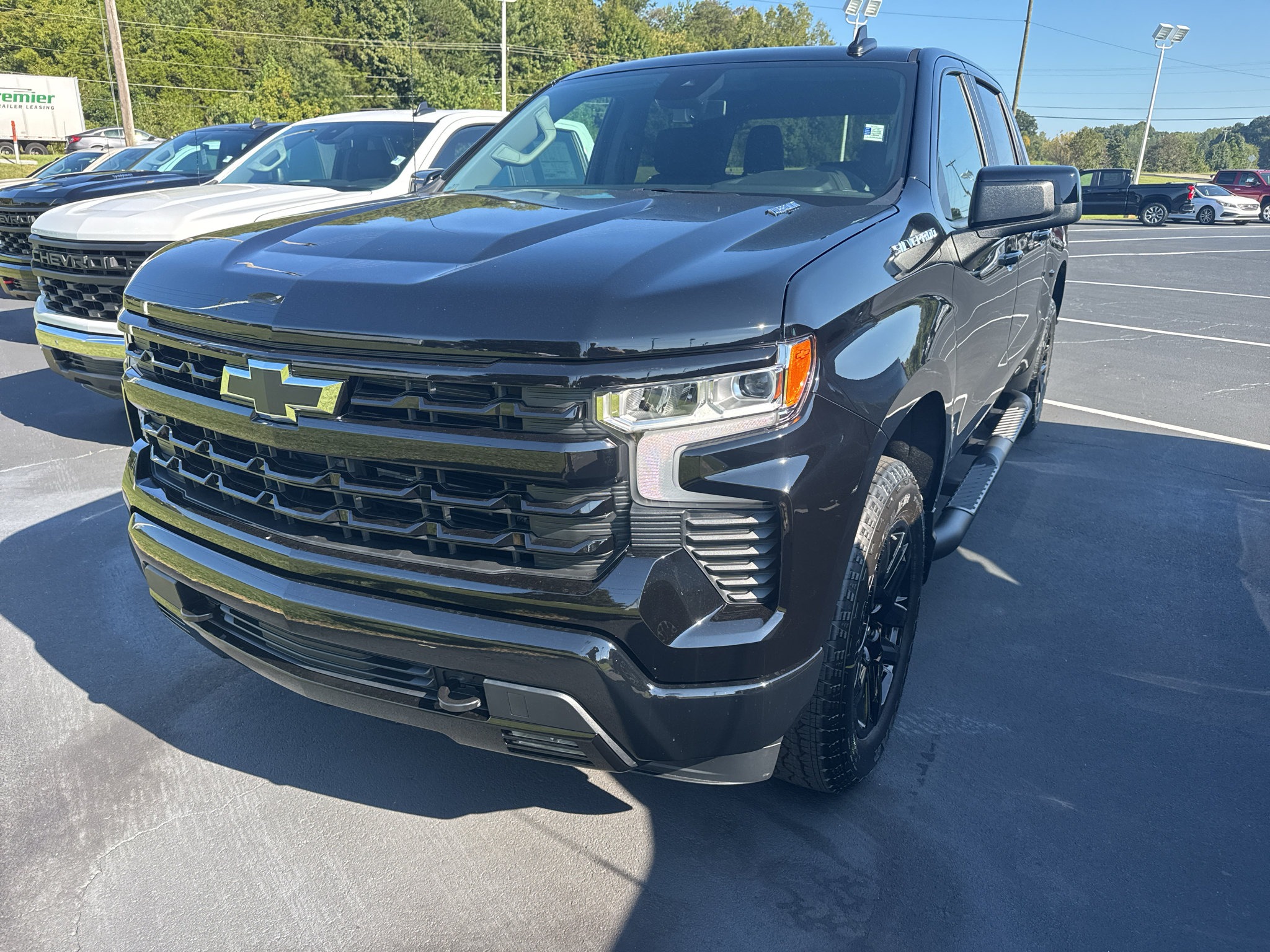 New 2026 Chevrolet Silverado 1500 RST w/ RST Select Package AWD/4WD image 1