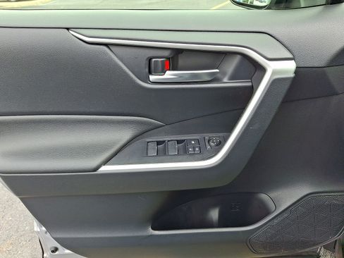 Used 2023 Toyota RAV4 XLE w/ Convenience Package AWD/4WD image 12