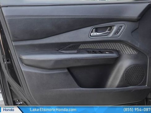 Used 2023 Nissan Ariya FWD image 13