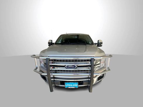 Used 2018 Ford F150 Lariat w/ Equipment Group 502A Luxury image 3