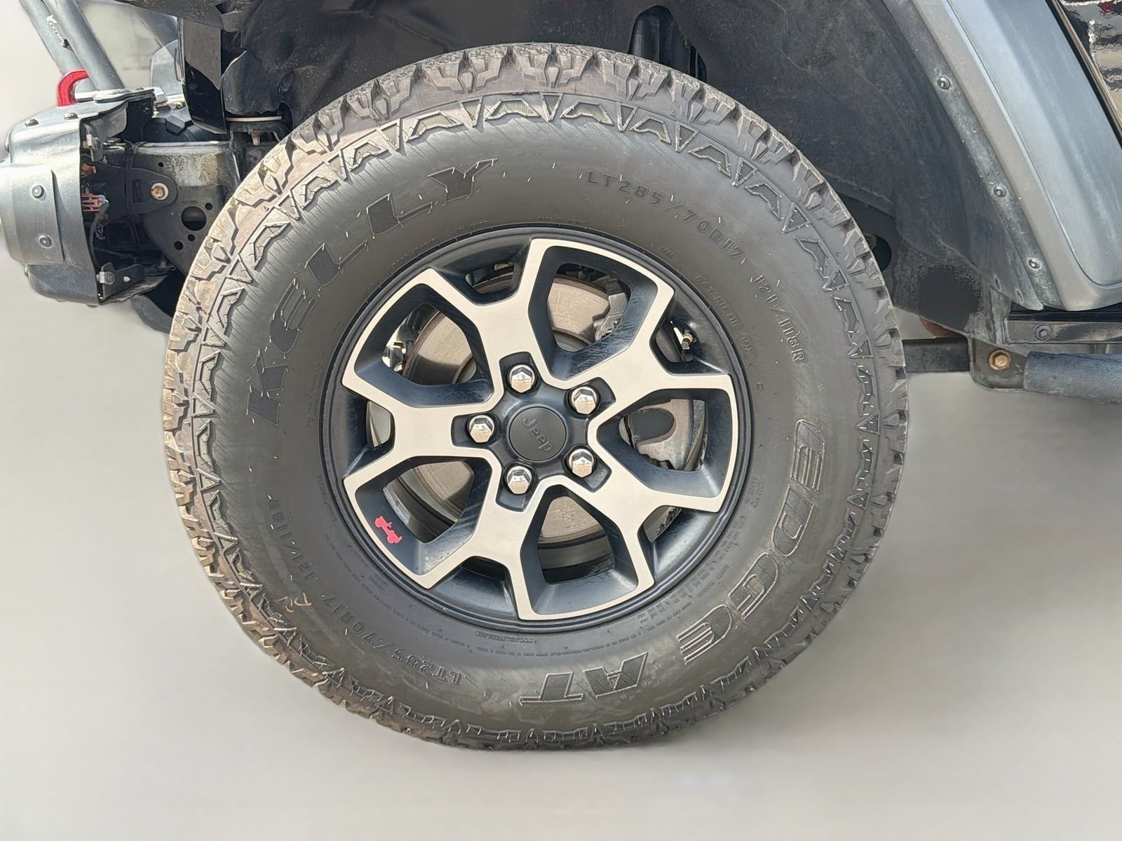 Used 2018 Jeep Wrangler Rubicon AWD/4WD image 38