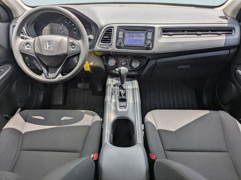Used 2019 Honda HR-V LX image 16