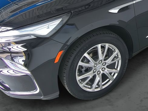 Used 2024 Buick Enclave Essence w/ Experience Buick Package image 7