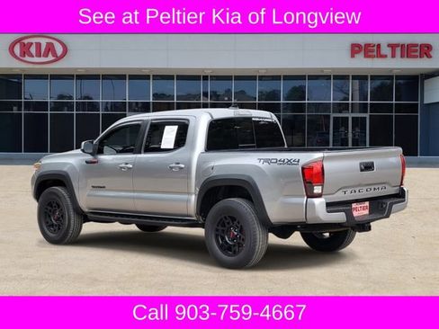 Used 2019 Toyota Tacoma TRD Off-Road AWD/4WD image 6