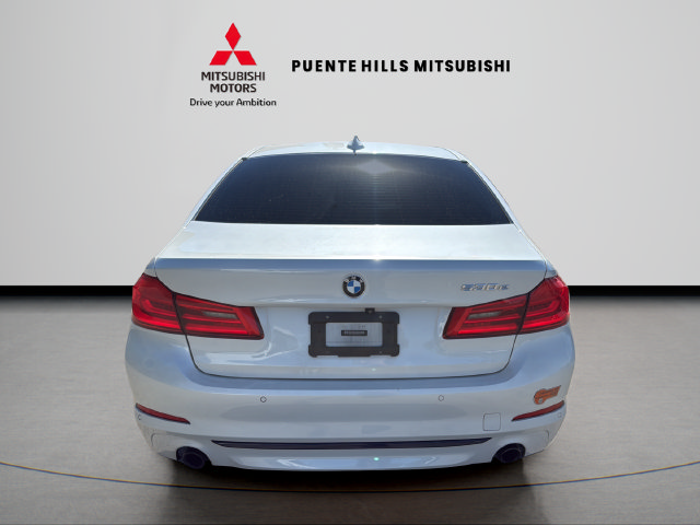 Used 2019 BMW 530e w/ Convenience Package RWD image 6