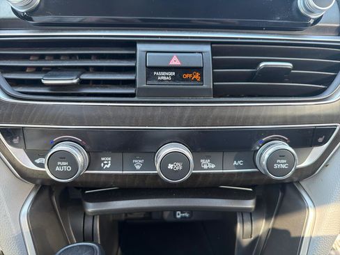 Used 2018 Honda Accord EX-L image 26