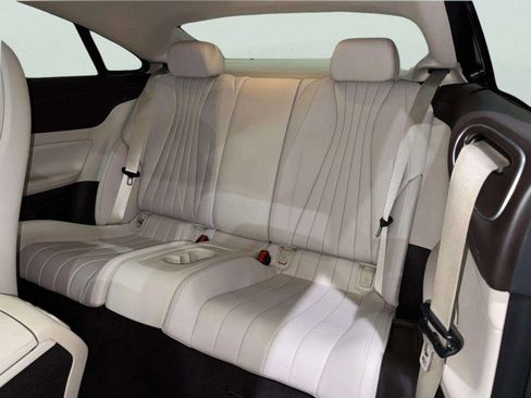 Used 2018 Mercedes-Benz E 400 Coupe image 40