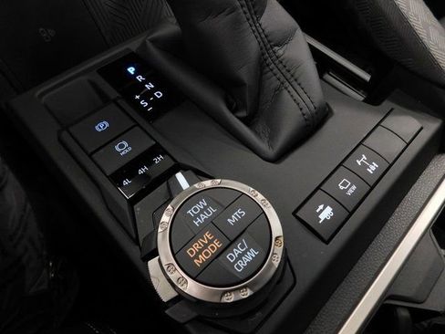 Used 2025 Toyota 4Runner TRD Off-Road Premium image 46