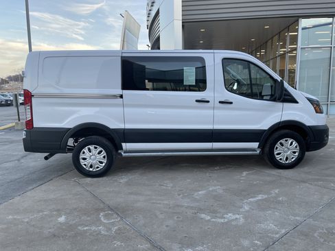 Used 2024 Ford Transit 250 Low Roof w/ Exterior Upgrade Package image 6