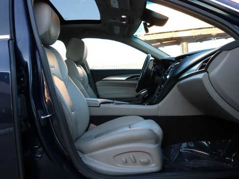 Used 2019 Cadillac CTS Luxury image 45