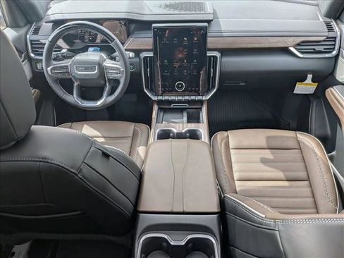 New 2026 GMC Acadia Denali Ultimate w/ LPO, Floor Liner Package image 15