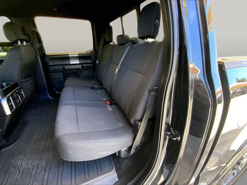 Used 2015 Ford F150 XLT w/ Equipment Group 302A Luxury AWD/4WD image 21