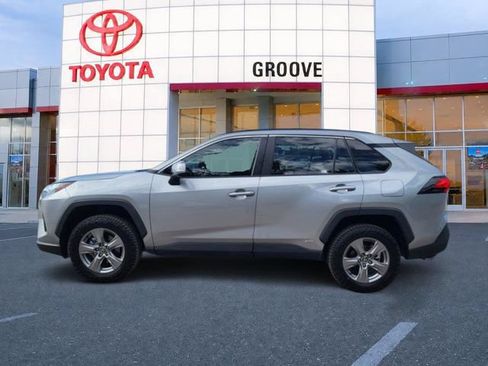 Used 2024 Toyota RAV4 XLE w/ Convenience Package AWD/4WD image 2