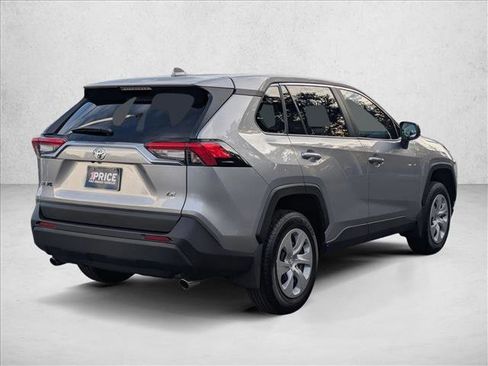 Used 2025 Toyota RAV4 LE image 5