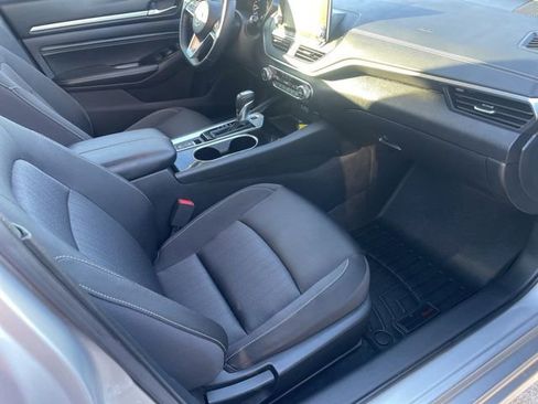 Used 2020 Nissan Altima 2.5 SV AWD/4WD image 4
