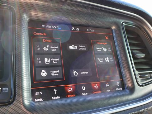 Used 2018 Dodge Challenger GT w/ GT Interior Package image 31