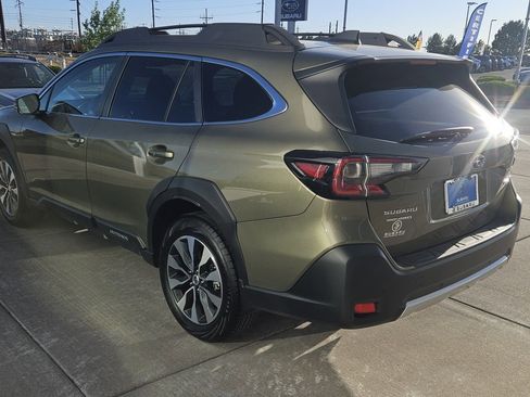 Used 2025 Subaru Outback Limited image 21