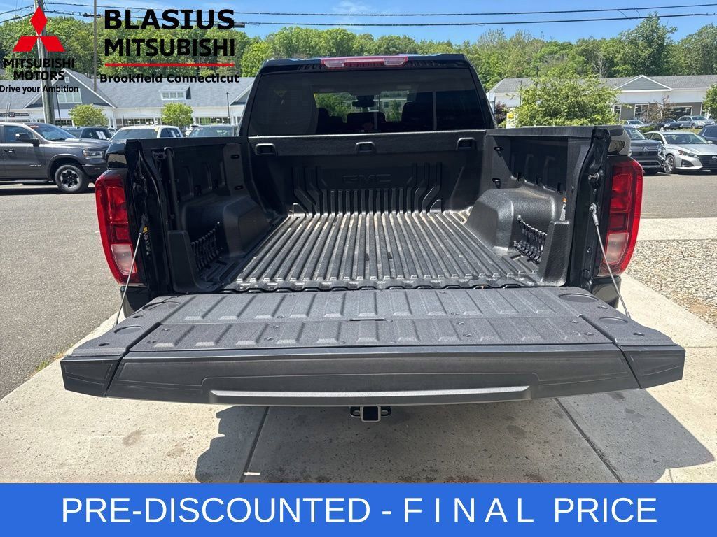 Used 2024 GMC Sierra 1500 Elevation AWD/4WD image 9