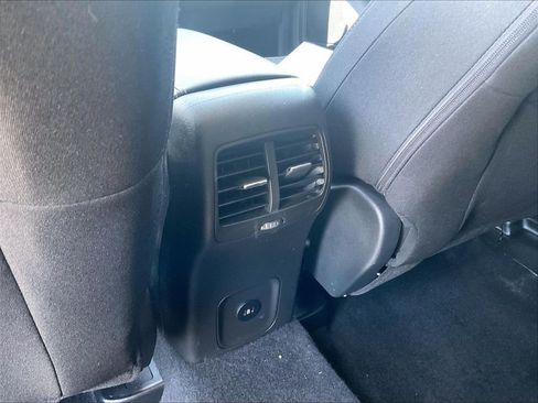 Used 2025 Ford Escape Active AWD/4WD image 29