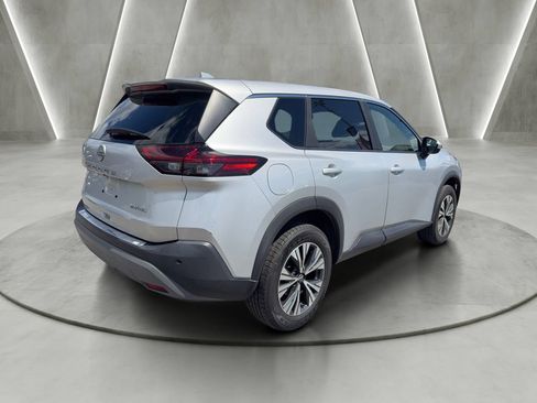 Used 2023 Nissan Rogue SV AWD/4WD image 7