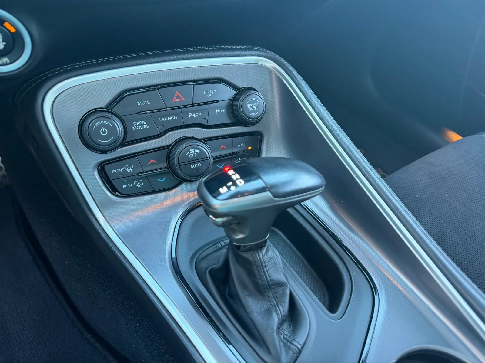 Used 2020 Dodge Challenger R/T Scat Pack w/ Dynamics Package RWD image 17