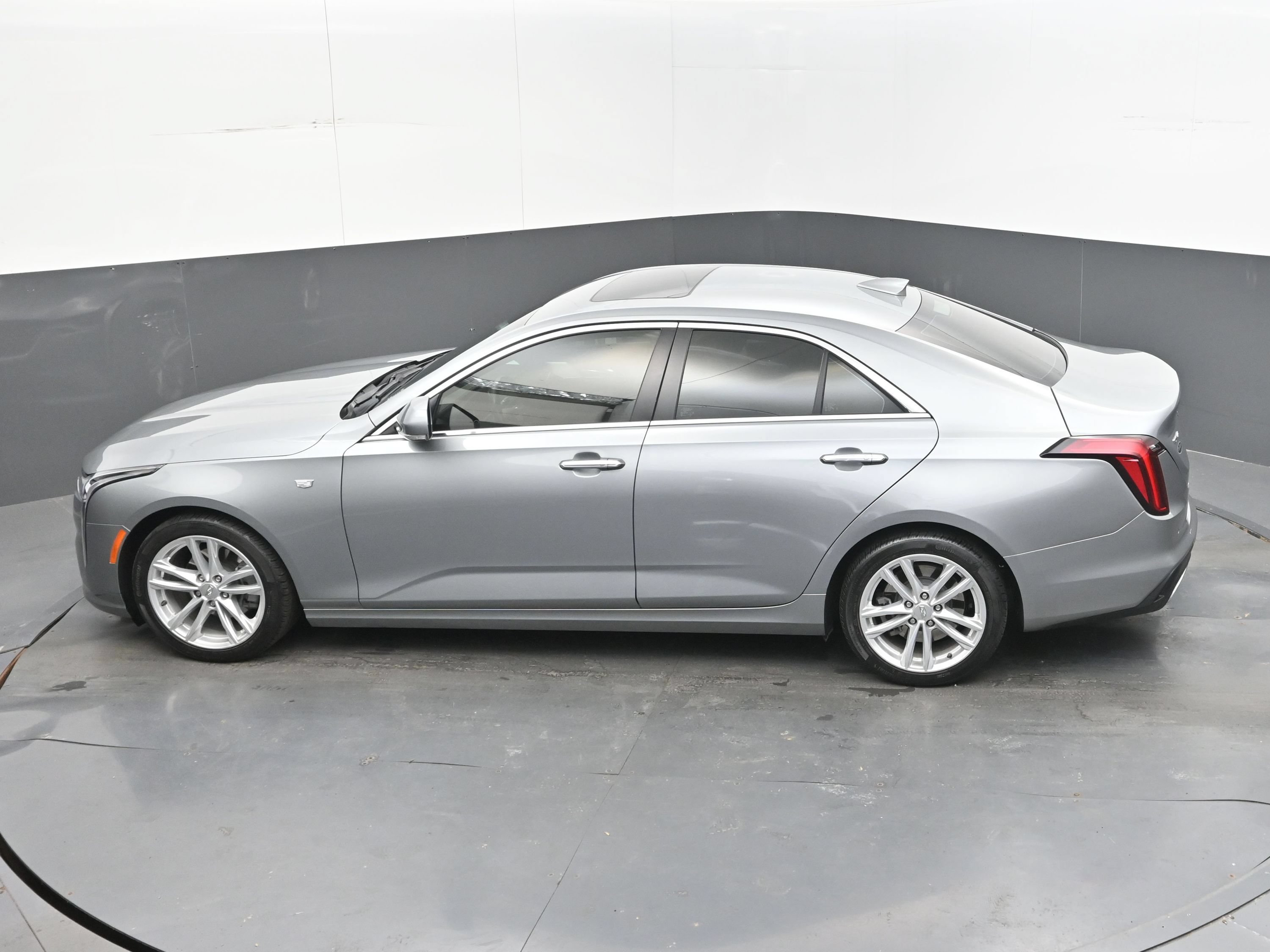 Used 2023 Cadillac CT4 Luxury w/ Sun And Sound Package RWD image 32