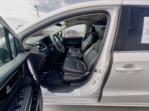 Used 2025 Honda Odyssey Touring image 10