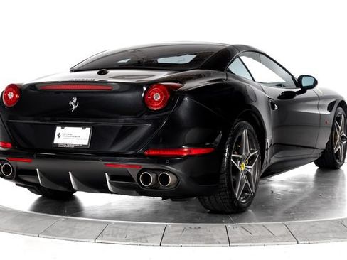 Certified 2016 Ferrari California T RWD image 10