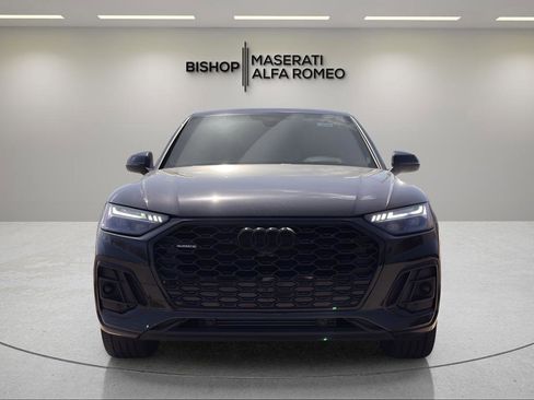 Used 2023 Audi Q5 2.0T Prestige w/ Prestige Package image 3