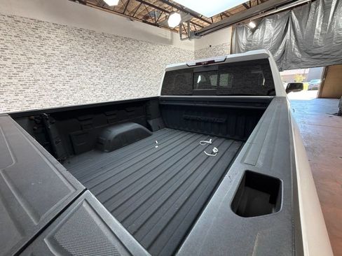 Used 2020 GMC Sierra 1500 Denali w/ Denali Premium Package AWD/4WD image 14