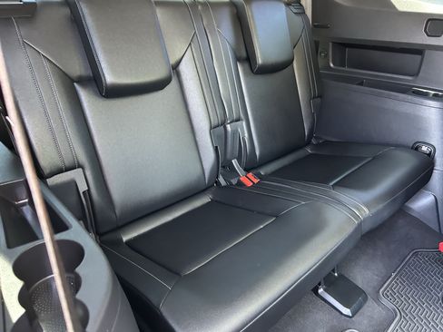 Used 2019 Volkswagen Atlas SE FWD image 11