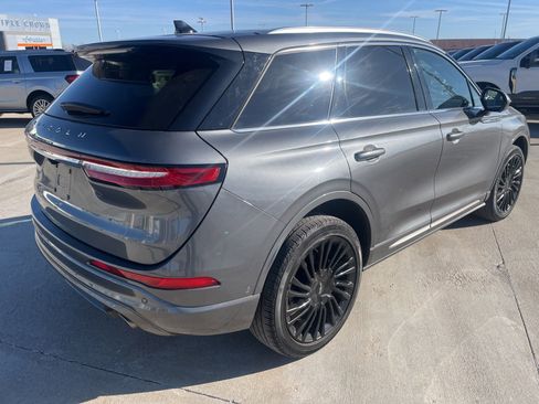 Used 2021 Lincoln Corsair Reserve w/ Equipment Group 201A image 7