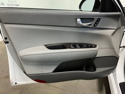Used 2018 Kia Optima EX FWD image 20