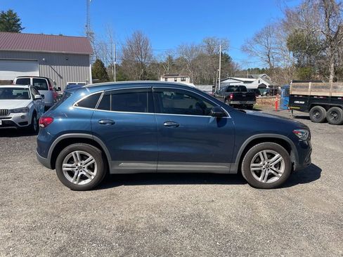Used 2021 Mercedes-Benz GLA 250 4MATIC image 4