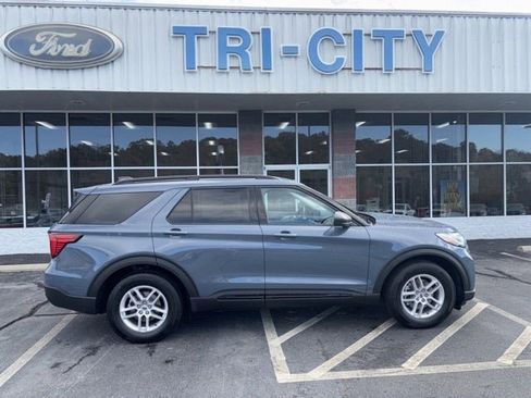 New 2026 Ford Explorer Active image 1