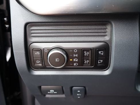 Used 2026 Ford F250 Lariat AWD/4WD image 34