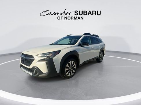 Certified 2025 Subaru Outback Limited image 4