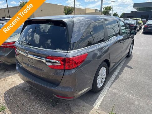 Used 2018 Honda Odyssey LX image 3