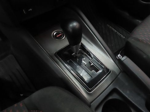Used 2019 Mitsubishi Outlander Sport ES AWD/4WD image 16
