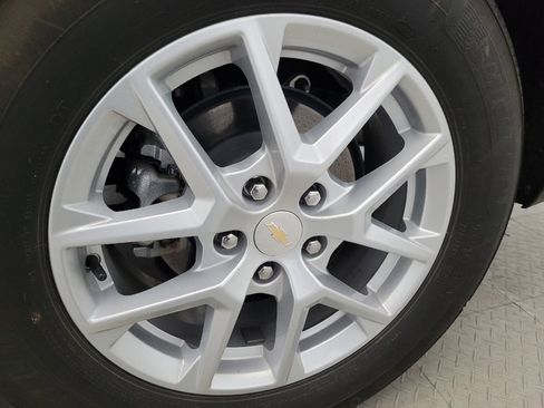 Used 2023 Chevrolet Equinox LT FWD image 31