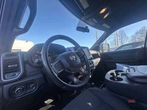Used 2023 RAM 3500 Tradesman image 13