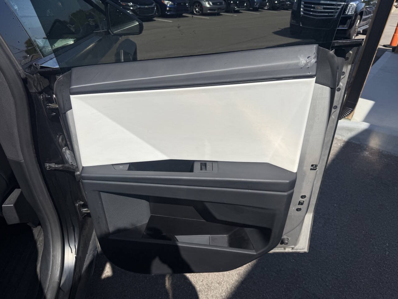 Used 2024 Tesla Cybertruck Cyberbeast AWD/4WD image 16