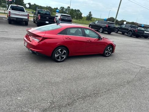 Used 2023 Hyundai Elantra Limited FWD image 44
