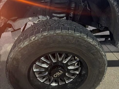 Used 2024 Ford F250 King Ranch w/ FX4 Off-Road Package image 4