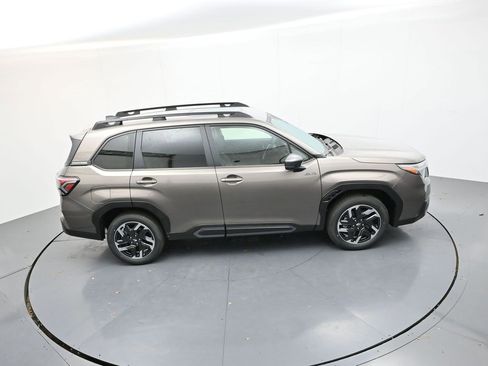 New 2025 Subaru Forester Limited image 25