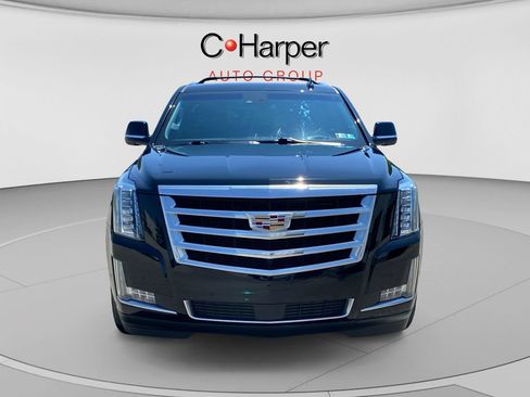 Used 2019 Cadillac Escalade Premium Luxury AWD/4WD image 8