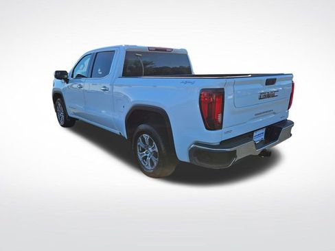 Used 2025 GMC Sierra 1500 SLT AWD/4WD image 3