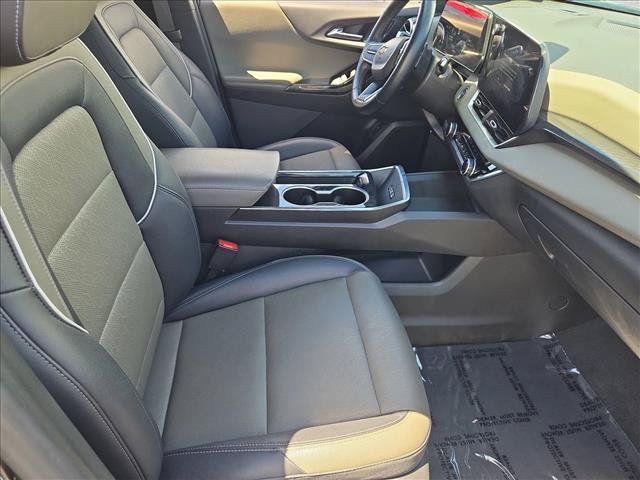Certified 2025 Chevrolet Equinox LT w/ Convenience Package II FWD image 20