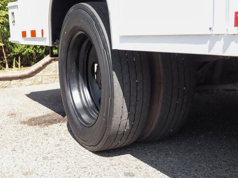 Used 2018 Ford F550 2WD Crew Cab Super Duty image 45